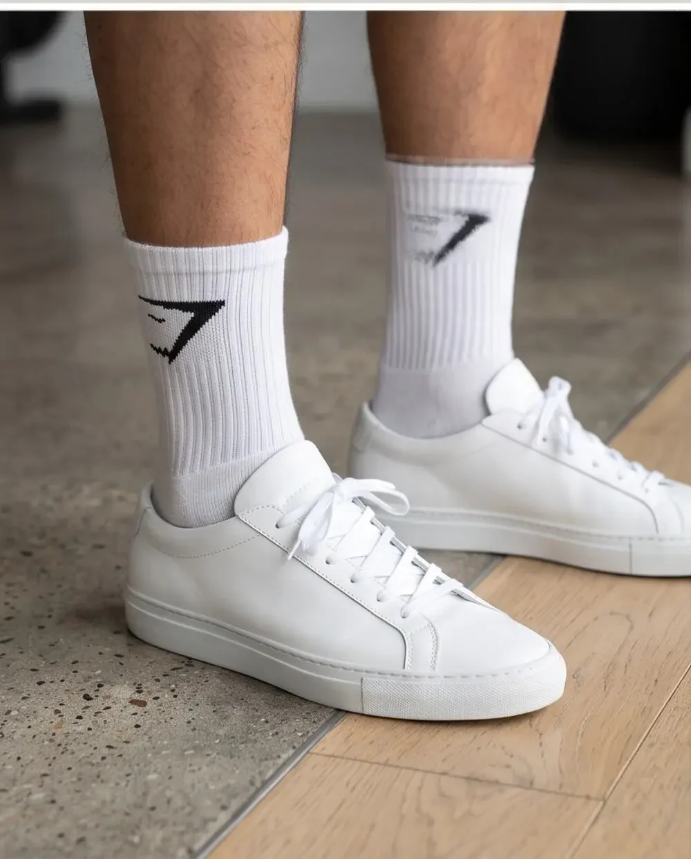 Unisex Adult's Gymshark Terry Knit Crew Socks 5 Pack White Size M NWT